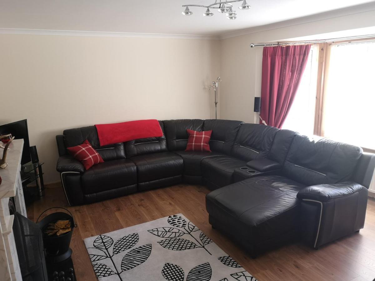 Large Private 3 Bed Bungalow Villa Stornoway  Bagian luar foto